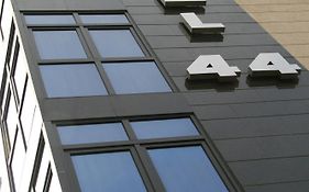Hotel 44